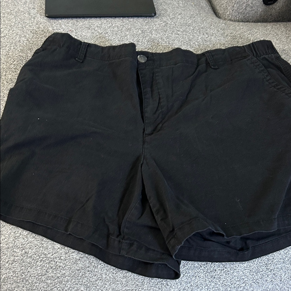 Old Navy Black Women's Pull-On Bermuda Shorts